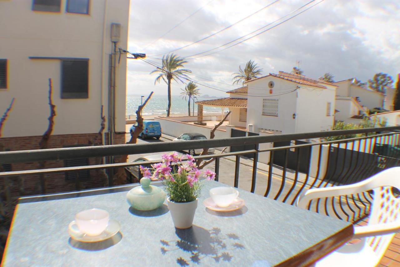 Apartmán Agi La Pinta Roses Exteriér fotografie